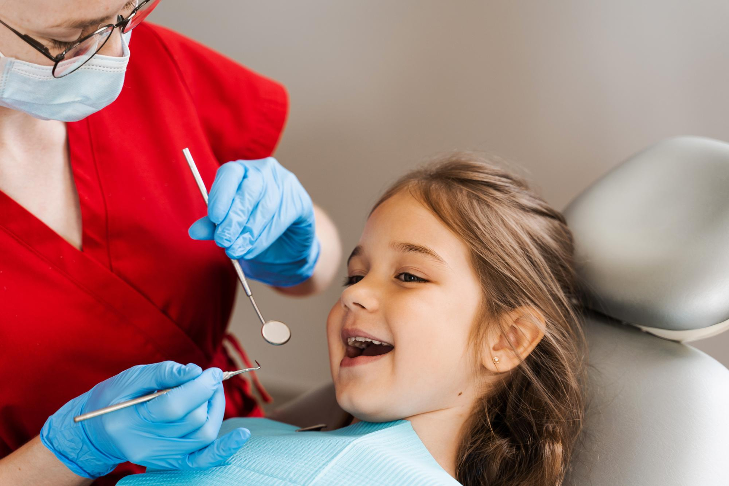 Antalya Çocuk Diş Doktoru Arayan Aileler İçin Rehber